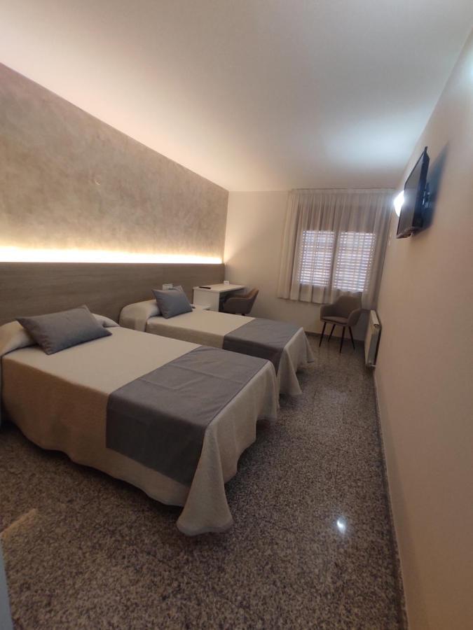 Hotel Querol バルデロブレス エクステリア 写真