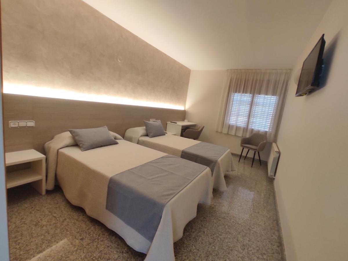 Hotel Querol バルデロブレス エクステリア 写真