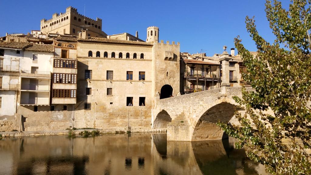 Hotel Querol バルデロブレス エクステリア 写真
